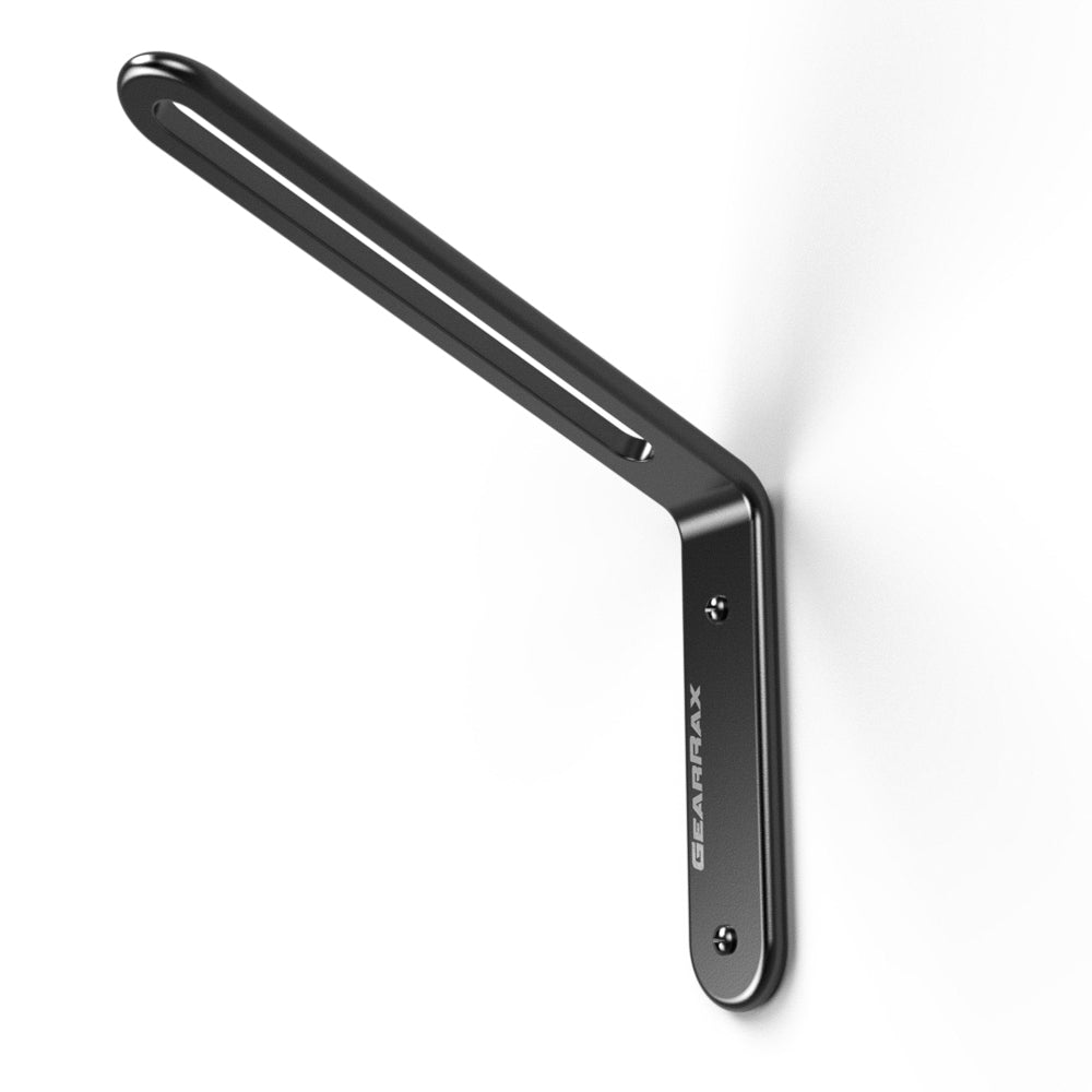 A black powder-coated aluminum rope ramp with rounded edges, designed to hold climbing ropes, featuring the brand name 'gearrax'.